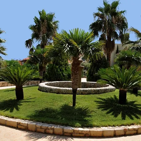Sylvia Hotel Aparthotel Hersonissos (Crete)